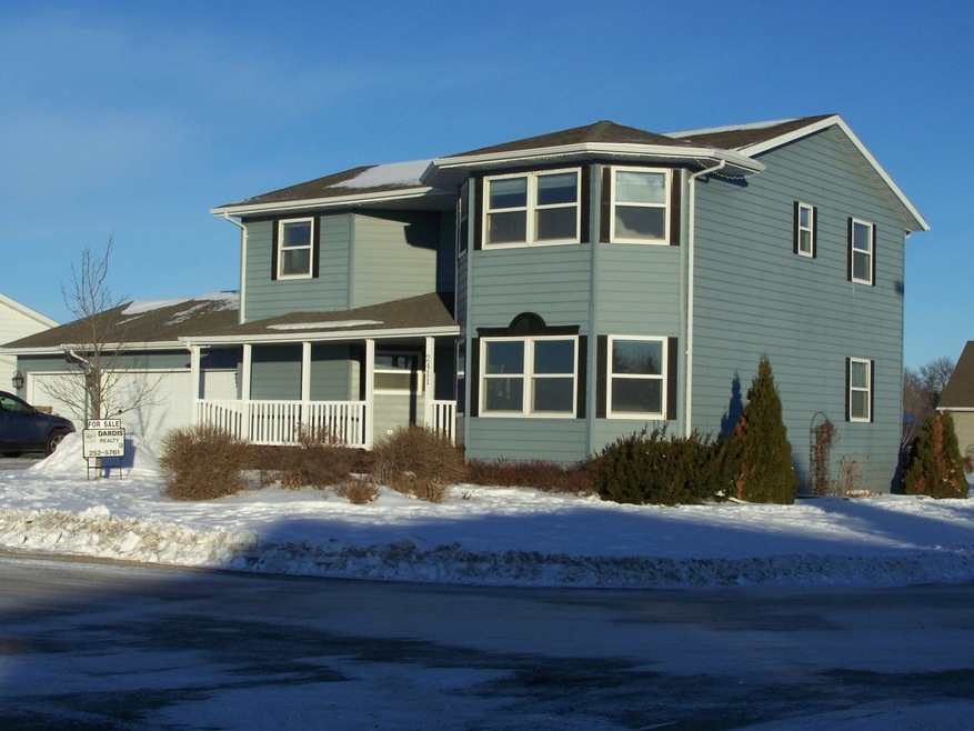 Front from East<|><|>