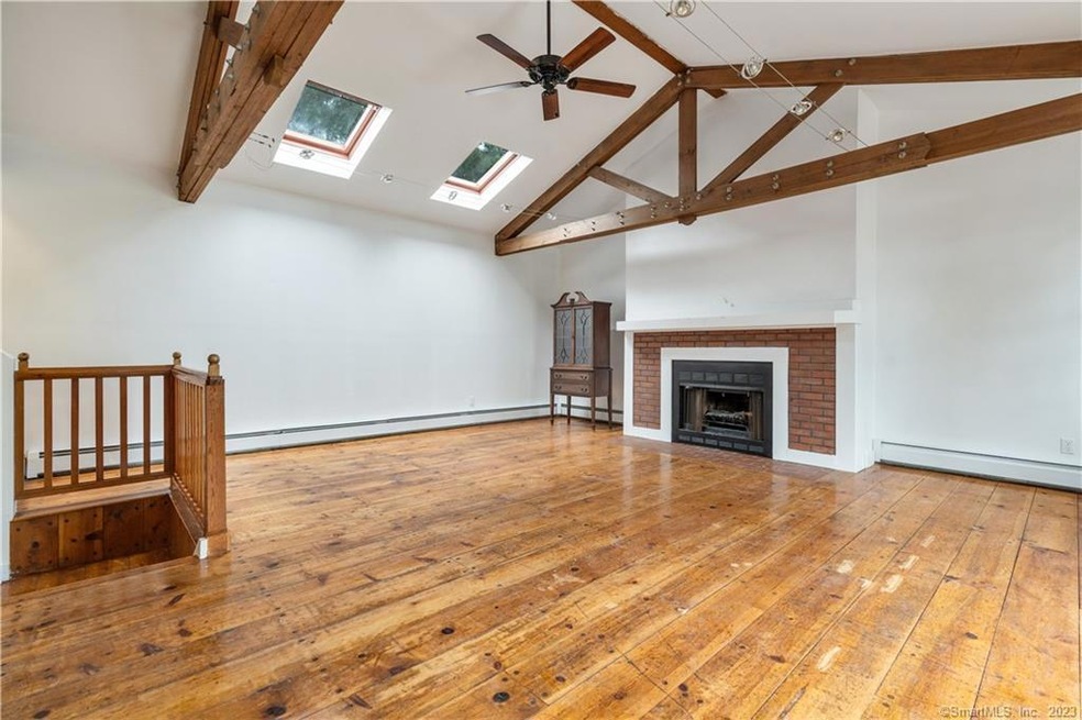 239 Bradley St unit 5, New Haven, CT 06510 - photo 1