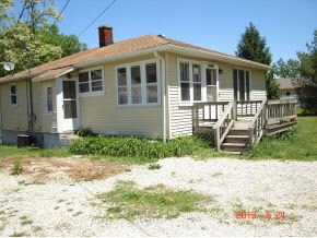 10480 E 600 N, Grovertown, IN 46531 - photo 1