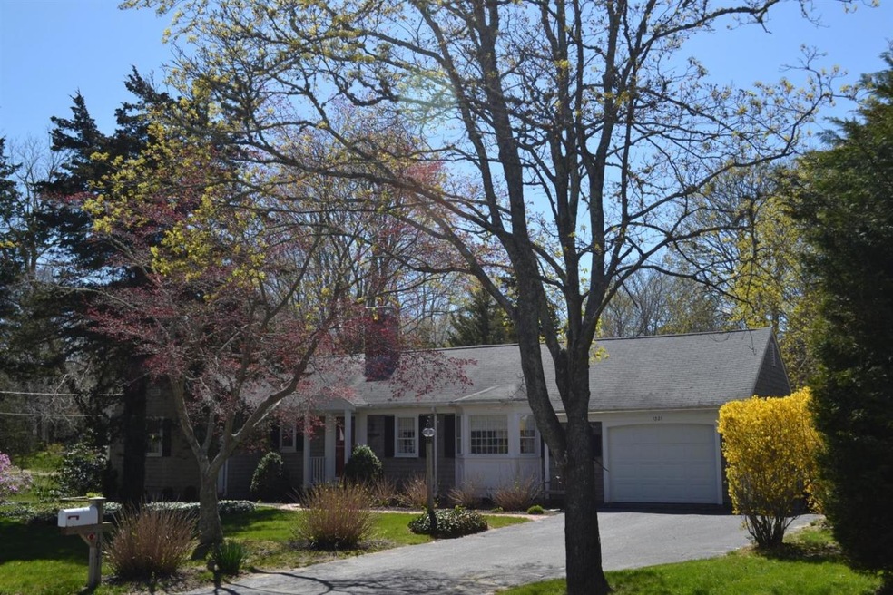 1021 W Yarmouth Rd, Yarmouth Port, MA 02675 - photo 1