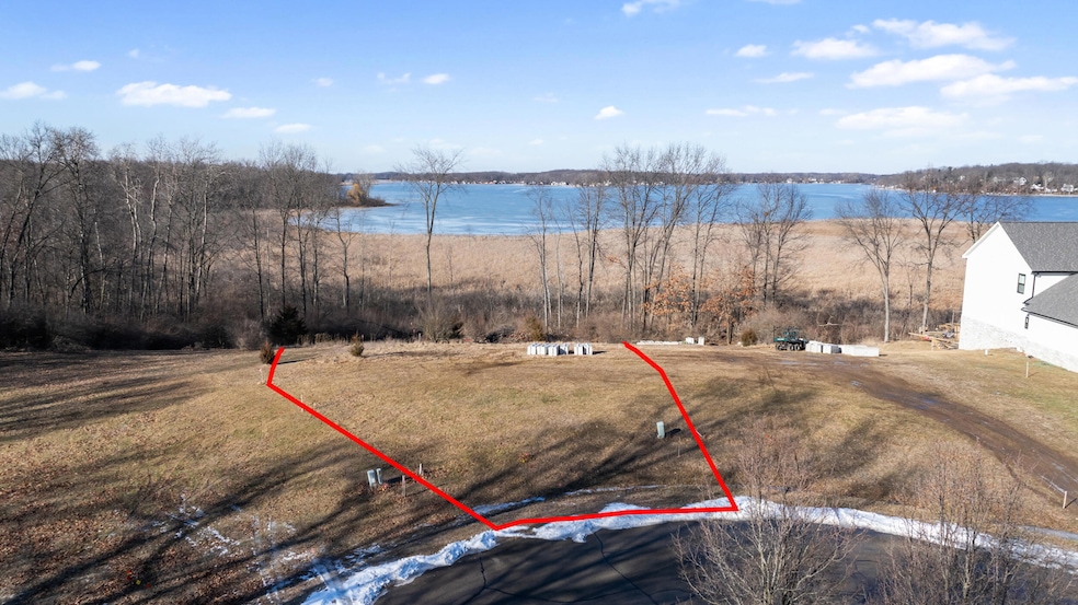154 Bloomfield Blvd, Brooklyn, MI 49230