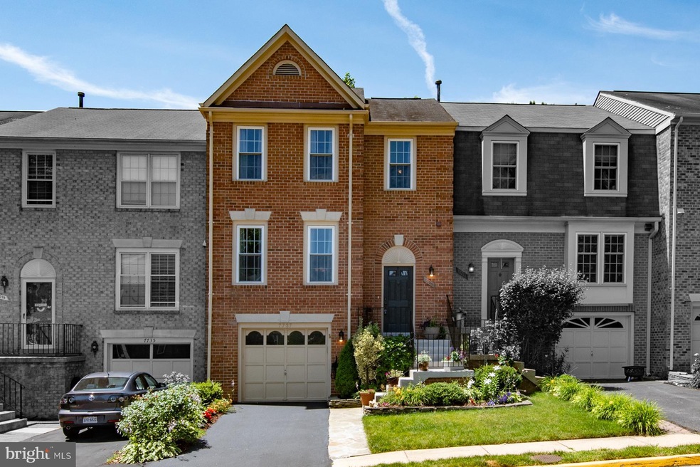 7737 Jewelweed Ct, Springfield, VA 22152 - photo 1