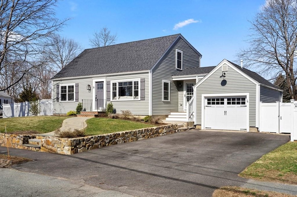 36 Sunset Dr, Beverly, MA 01915 - photo 1