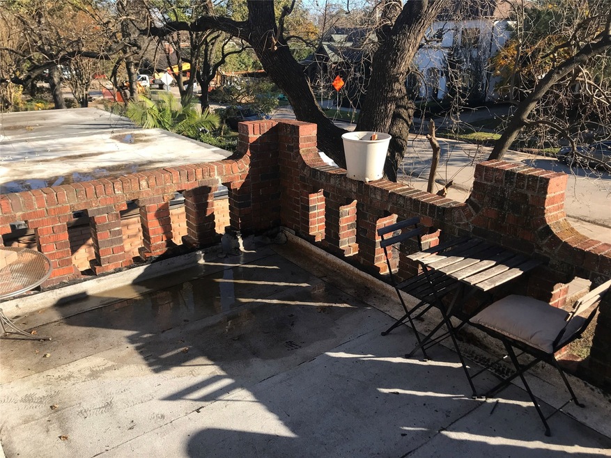 1716 W Main St unit 4, Houston, TX 77098 - photo 1