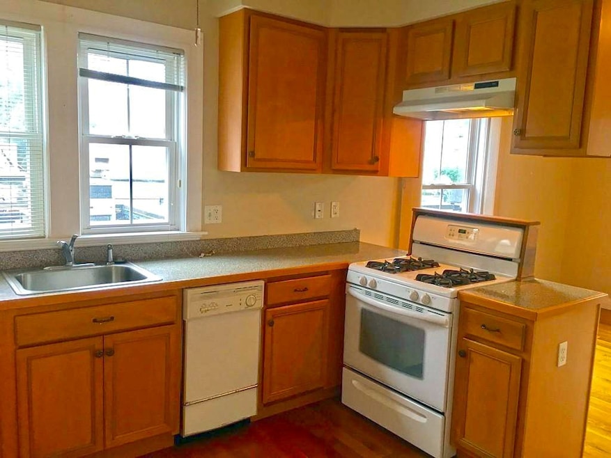 41 Atlantic Ave unit 2, Marblehead, MA 01945 - photo 1