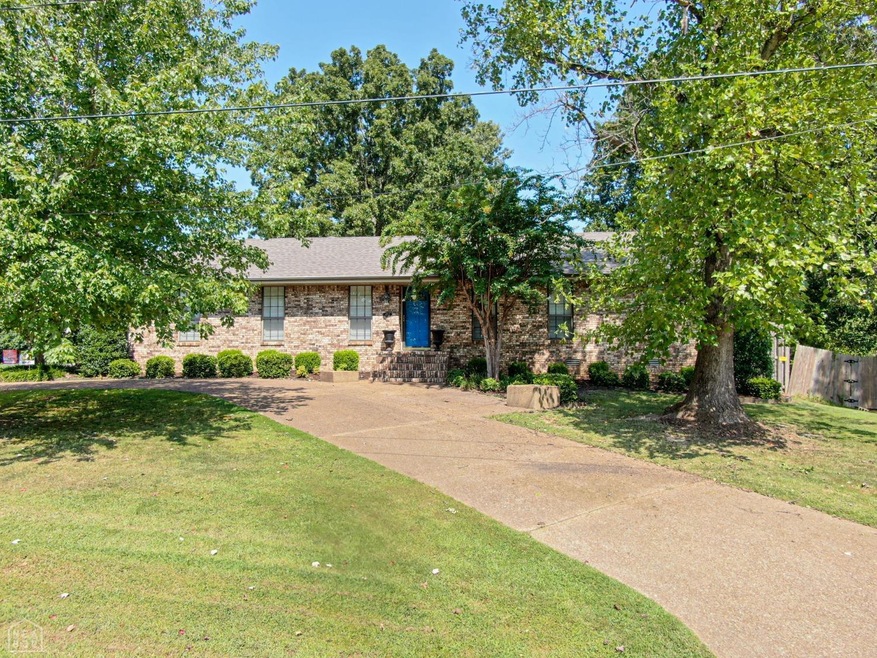 4707 Saint Margarett Dr, Paragould, AR 72450 - photo 1