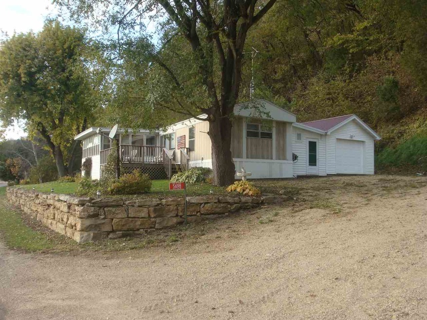 5698 River Lane Rd, Potosi, WI 53820 - photo 1