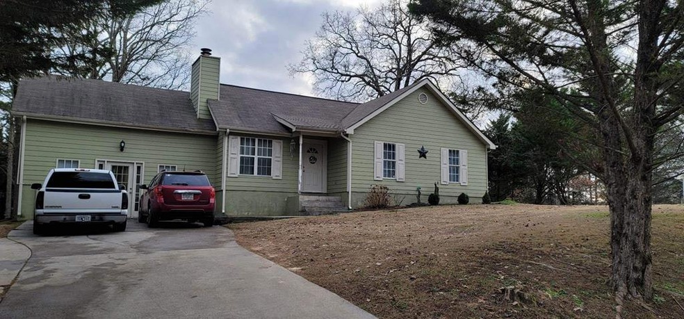 684 Mcentire Cir, Chatsworth, GA 30705 - photo 1