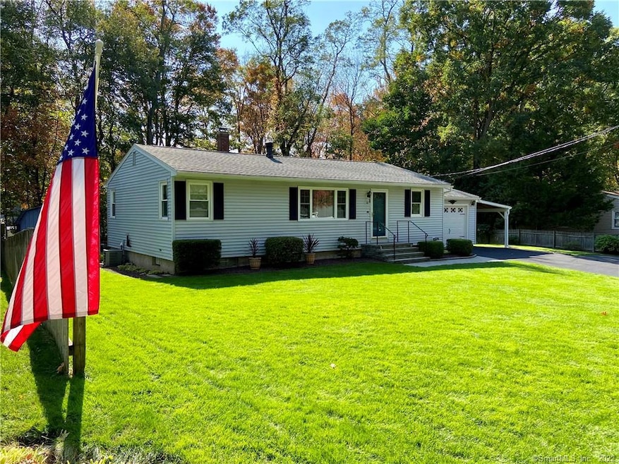 27 Sunset Dr, Unionville, CT 06085 - photo 1