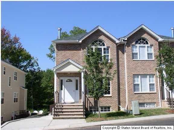 55 El Camino Loop, Staten Island, NY 10309 - photo 1