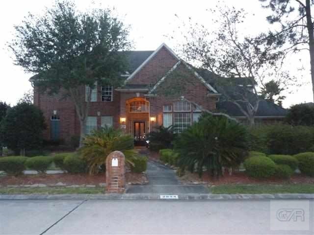 2824 Everett Dr, Friendswood, TX 77546 - photo 1