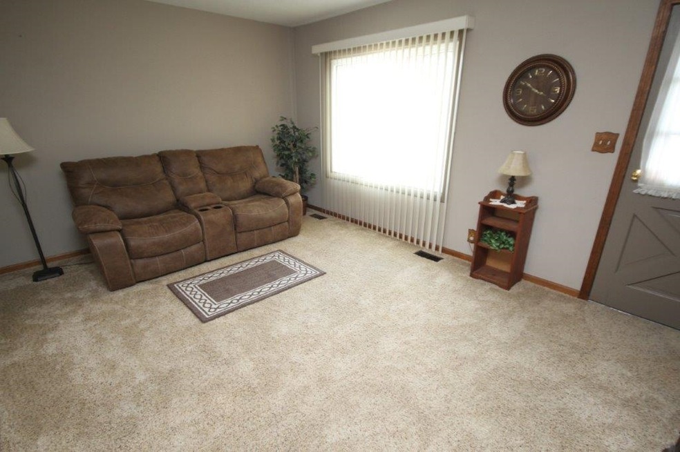 11 Emerald Ln, Huntington, IN 46750 - photo 1