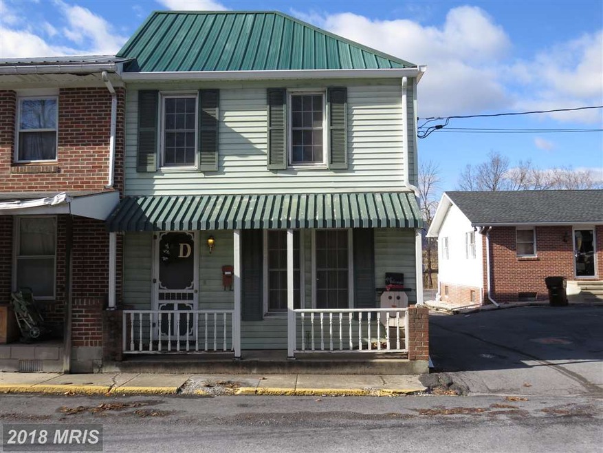 14 N Park Ave, Mercersburg, PA 17236 - photo 1