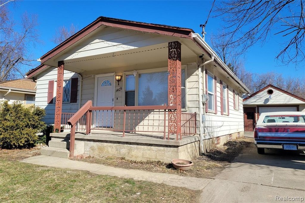 Front View 1.jpg