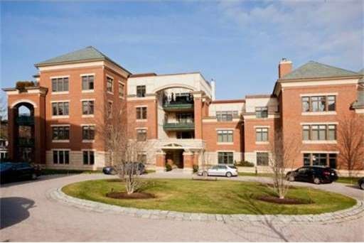 120B Seaver St unit 103, Brookline, MA 02445 - photo 1