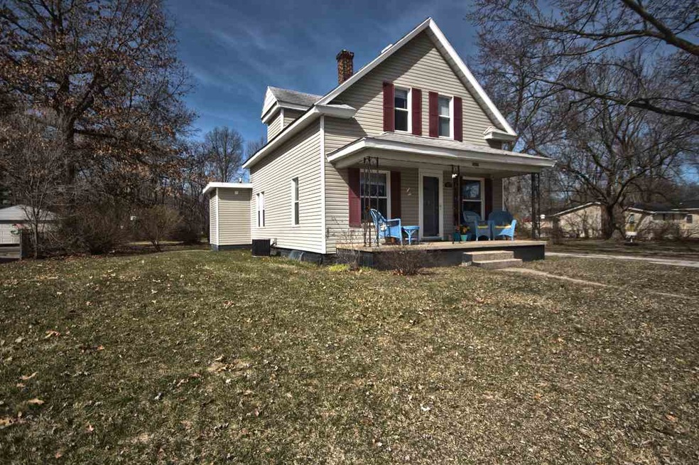 Nicely Updated 3 Bed 2 Bath Home on Extra Large Lo