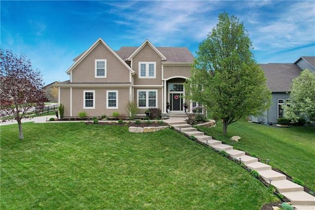 7335 Meadowlark Dr, Shawnee, KS 66227 - photo 1