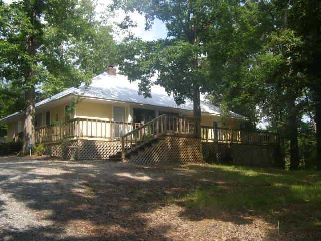 One of the best priced Seasonal Water View lake ho