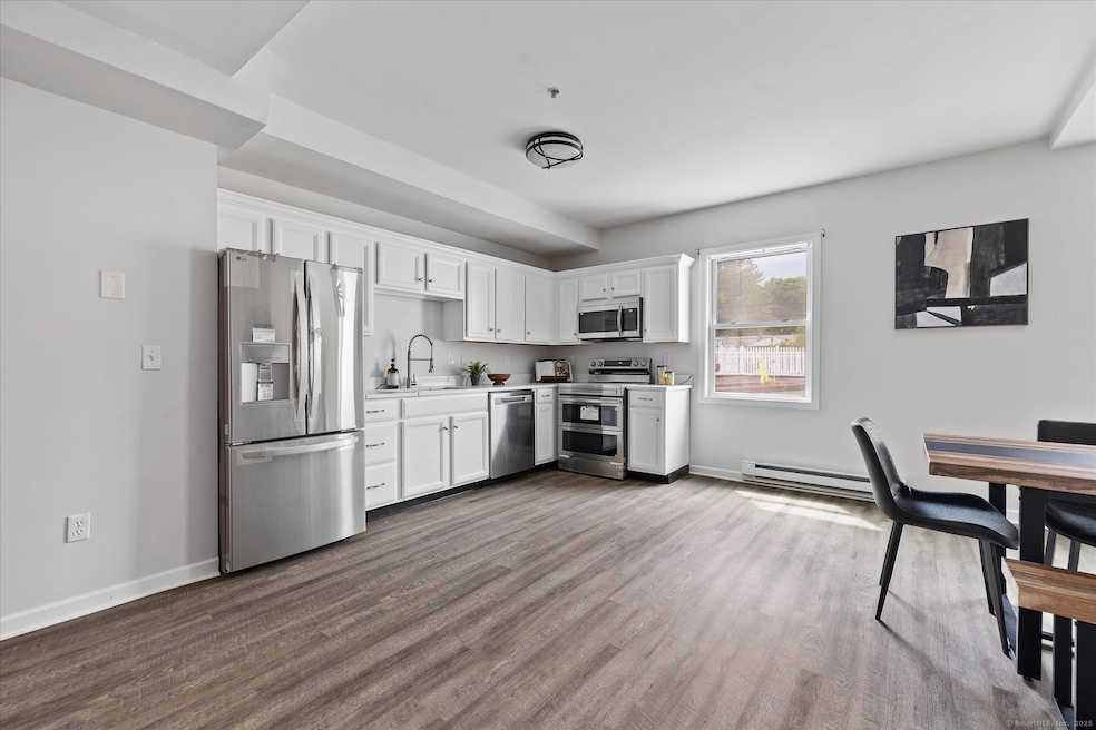 34 Pleasant St, Plainfield, CT 06374 - photo 1