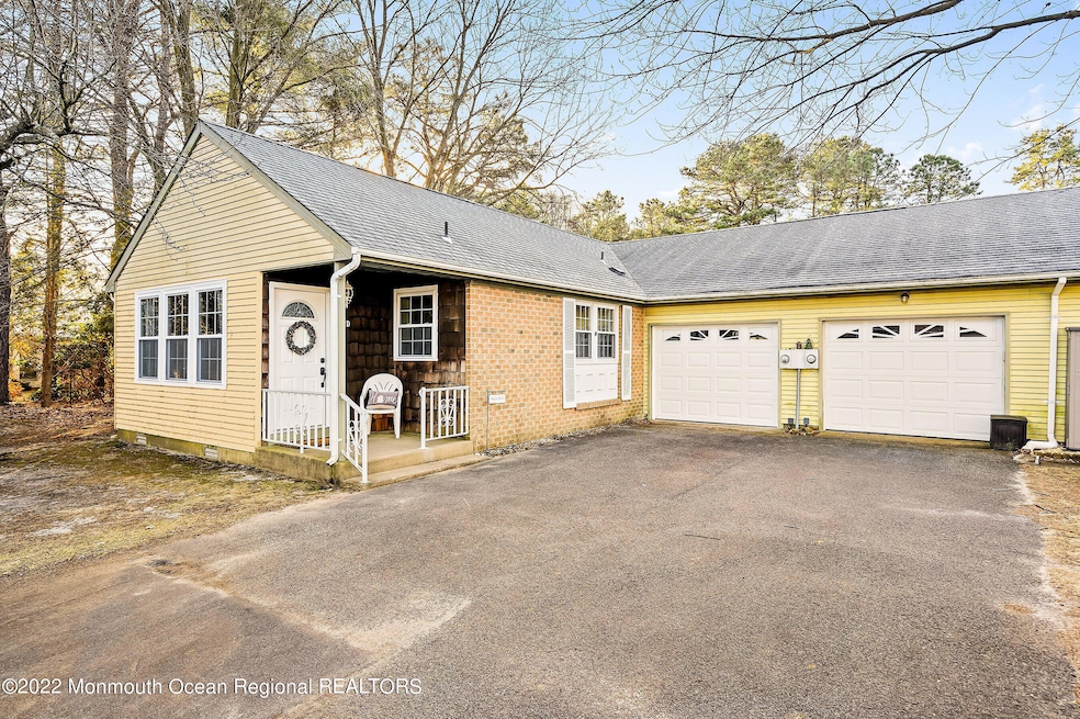 69 Sunset Rd unit D, Whiting, NJ 08759 - photo 1