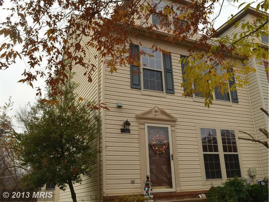 9815 Sherwood Farm Rd, Owings Mills, MD 21117 - photo 1