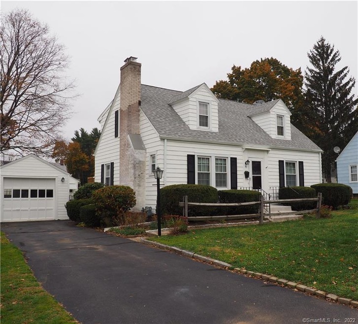 51 Avondale Rd, Manchester, CT 06042 - photo 1