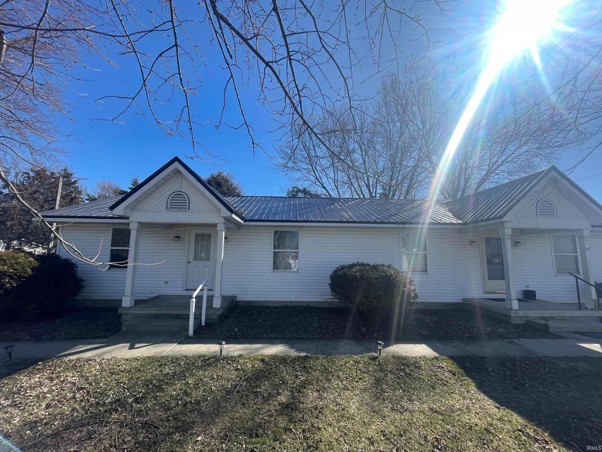 126 Walnut St unit 126 A,B, Marion, IN 46987 - photo 1