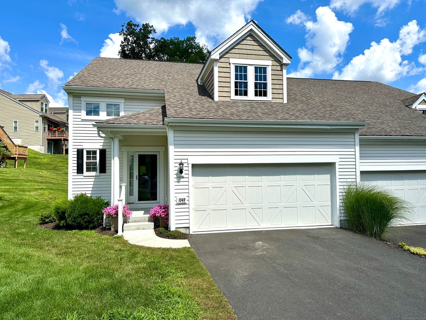 1049 Augusta Dr unit 1049, Oxford, CT 06478 - photo 1
