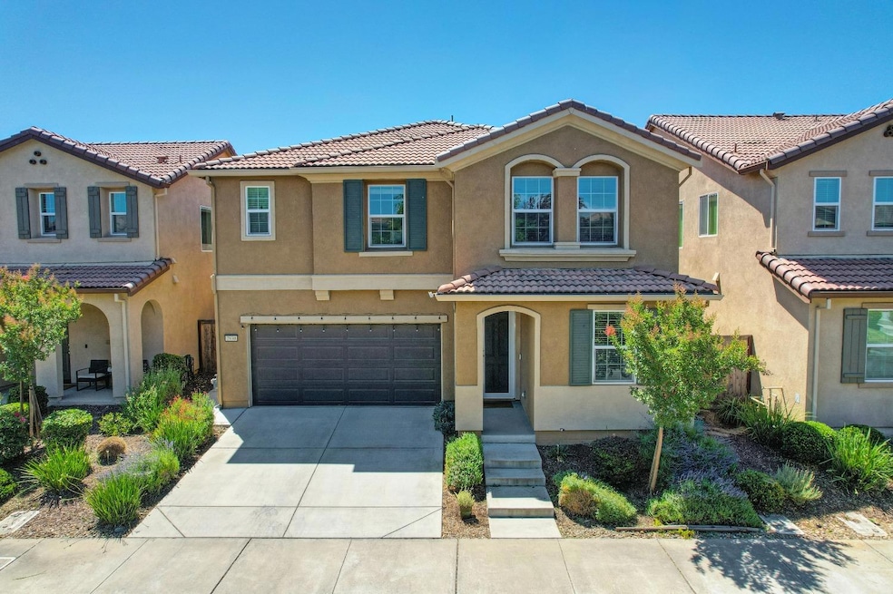 Sold $645,000 • Co-Listing Agent