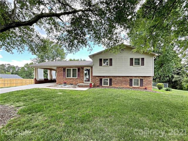 5097 Clearview Ct, Conover, NC 28613 - photo 1