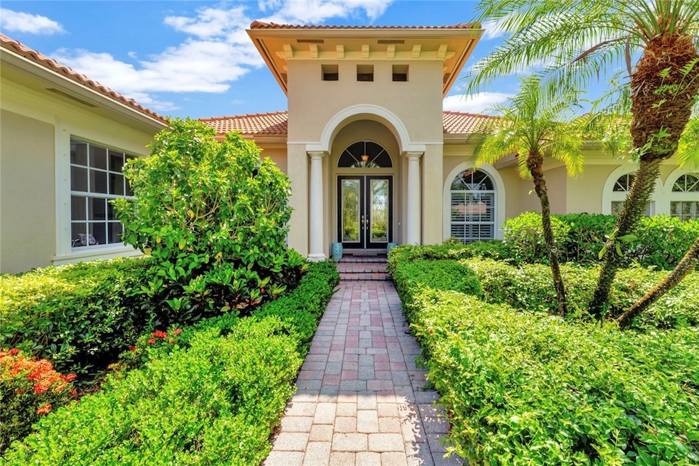 Under Contract $898,800