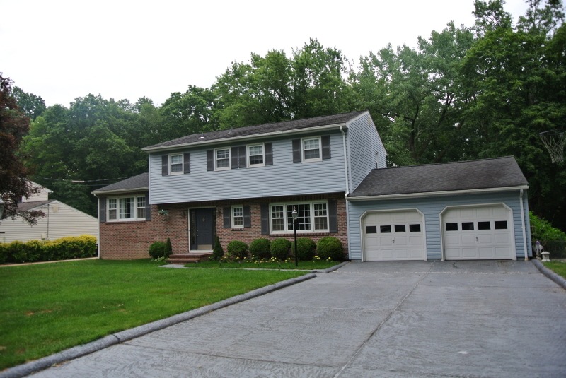 46 Westminster Dr, Parsippany, NJ 07054 - photo 1