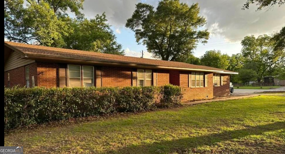 3756 Hartley Bridge Rd, Macon, GA 31216 - photo 1