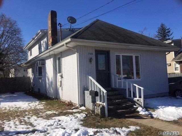 720 Atlantic Ave, Baldwin, NY 11510 - photo 1