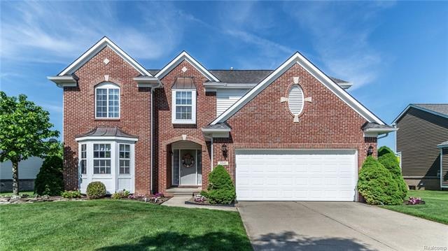 1041 White Trail.jpg
