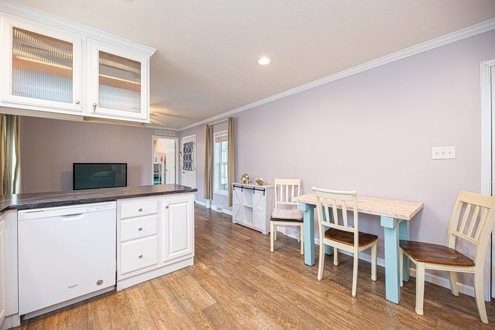 Sold $156,000 • Co-Listing Agent