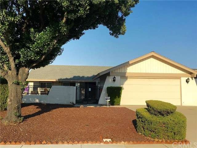 Single story ranch home with water-wise front yard