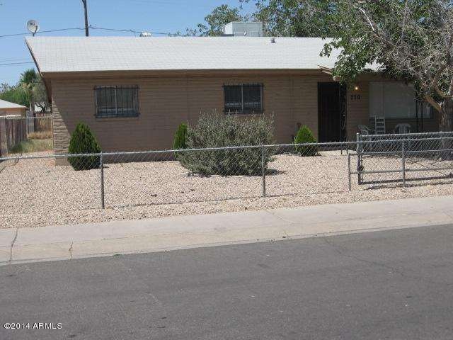 FRONT OF HOUSE