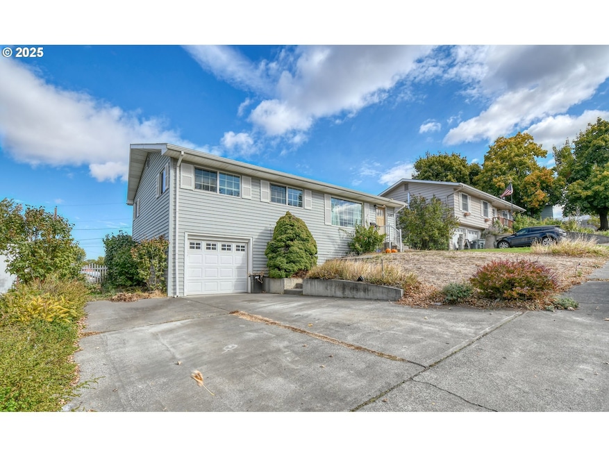 3307 SW Kirk Ave, Pendleton, OR 97801 - photo 1