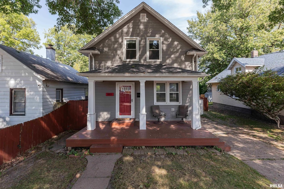 1851 19th Ave, Moline, IL 61265 - photo 1