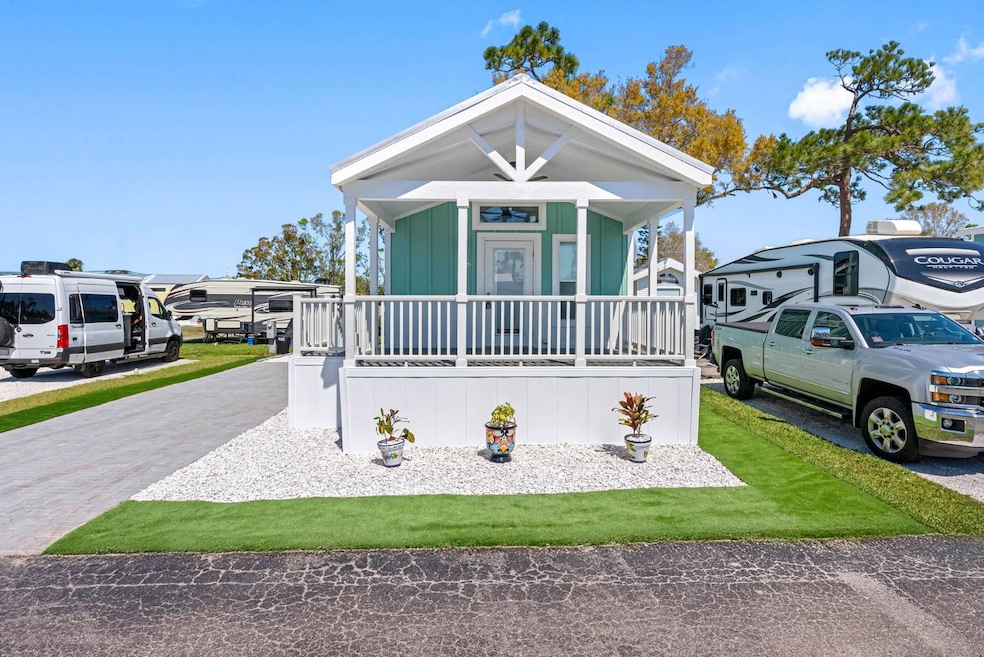 12121 Vonn Rd unit 204, Largo, FL 33774 - photo 1