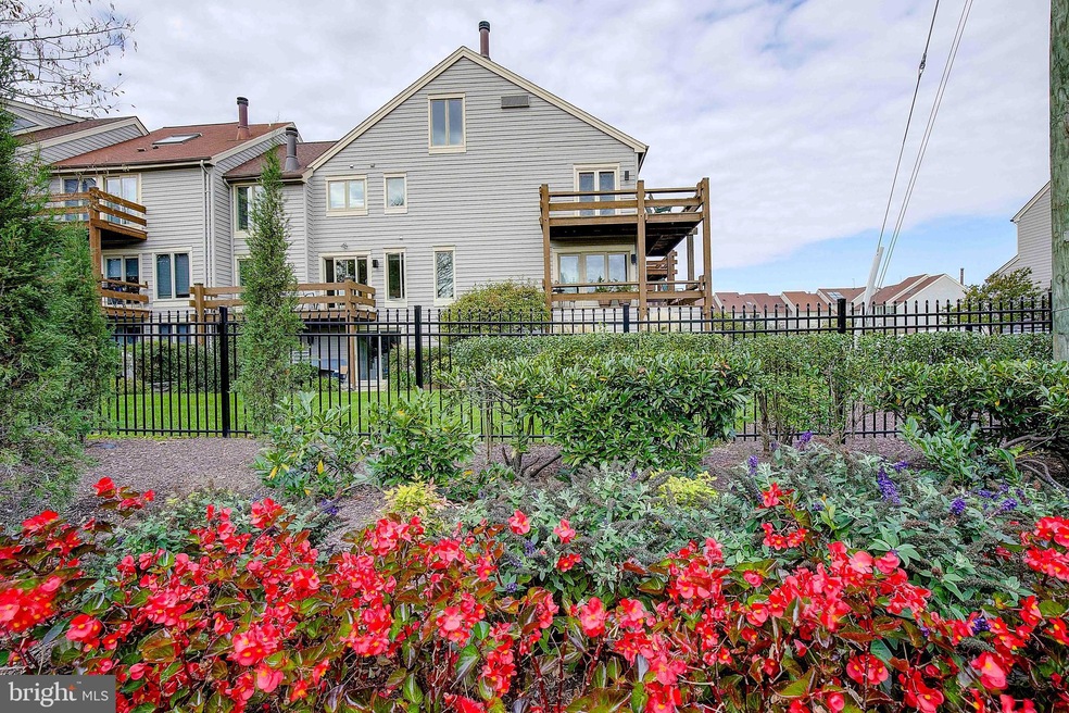 1 Chesapeake Landing, Annapolis, MD 21403 - photo 1