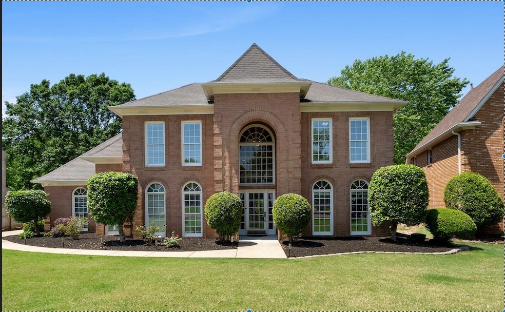 For Sale $550,000 • Co-Listing Agent