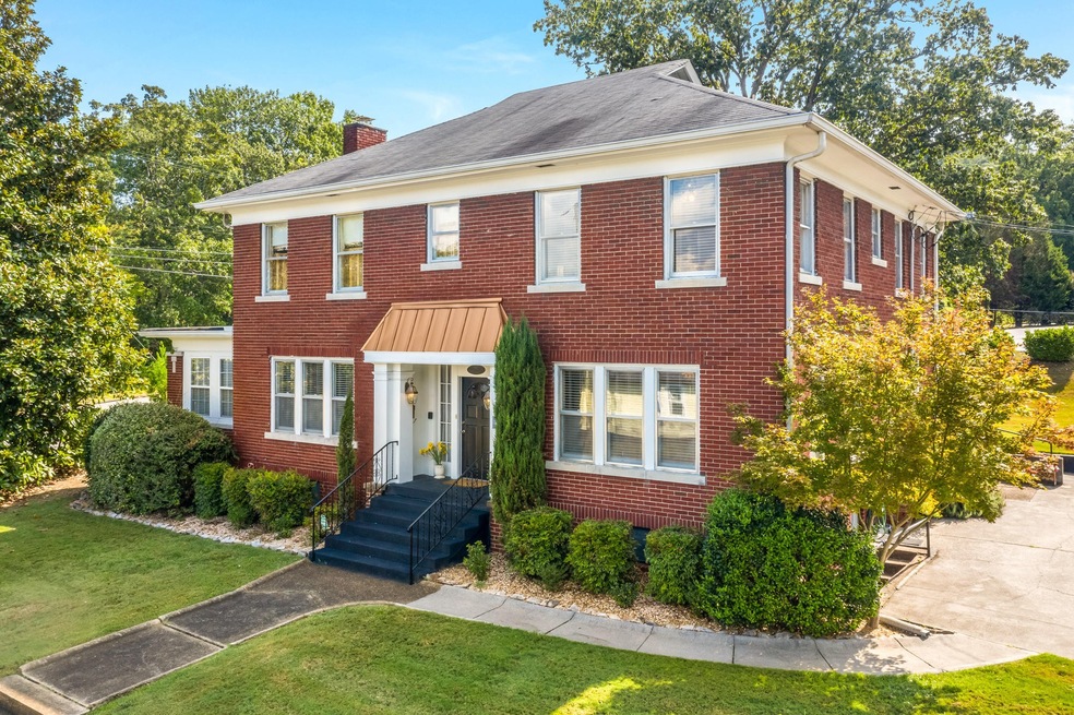 2700 Oak St, Chattanooga, TN 37404 - photo 1