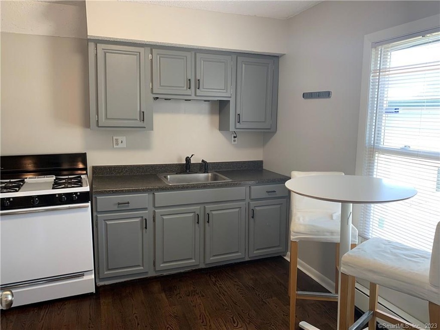 70 Winchester Ave unit 2, New Haven, CT 06511 - photo 1