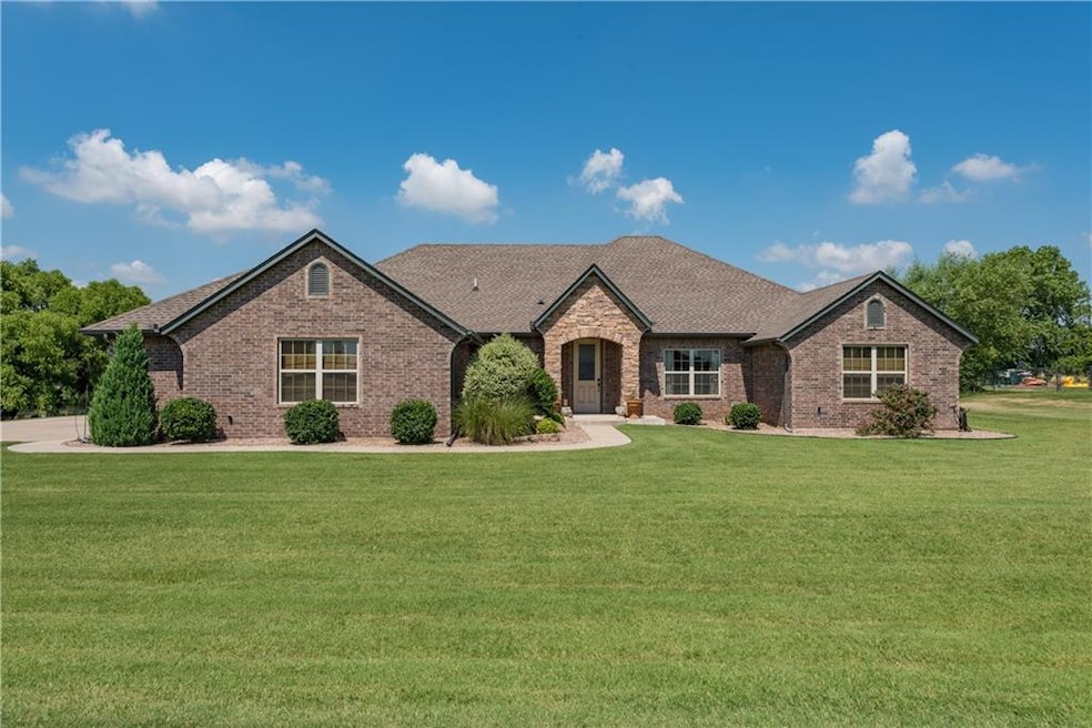 14351 Beaver Creek Rd, Edmond, OK 73025 - photo 1