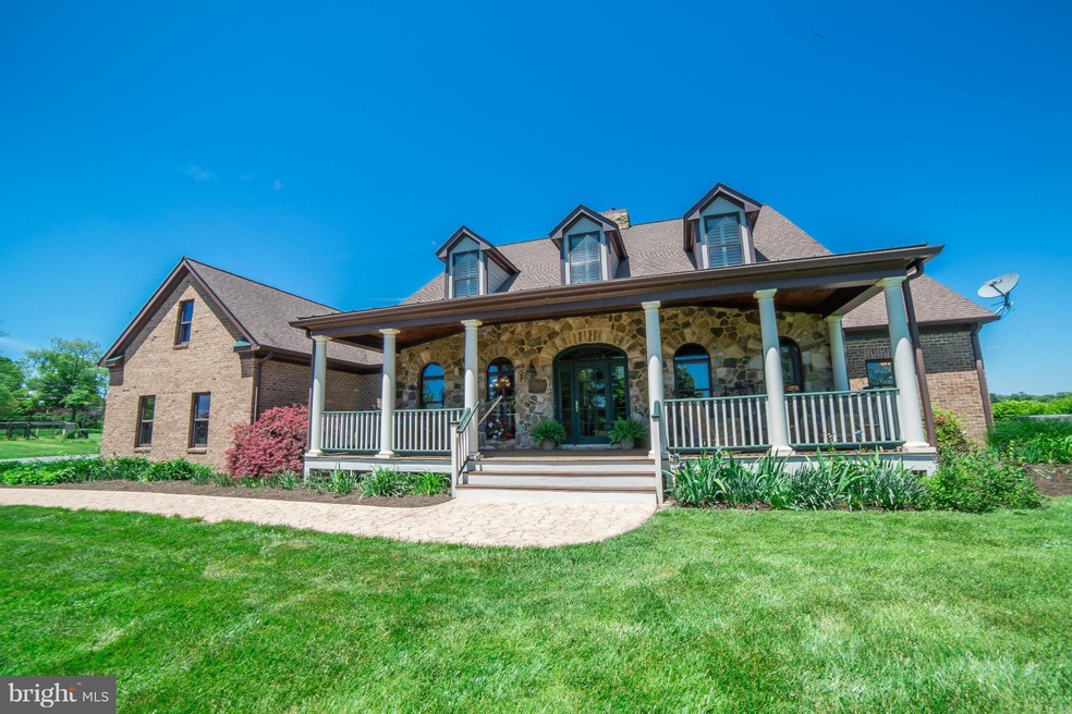 36876 Paxson Rd, Purcellville, VA 20132 - photo 1