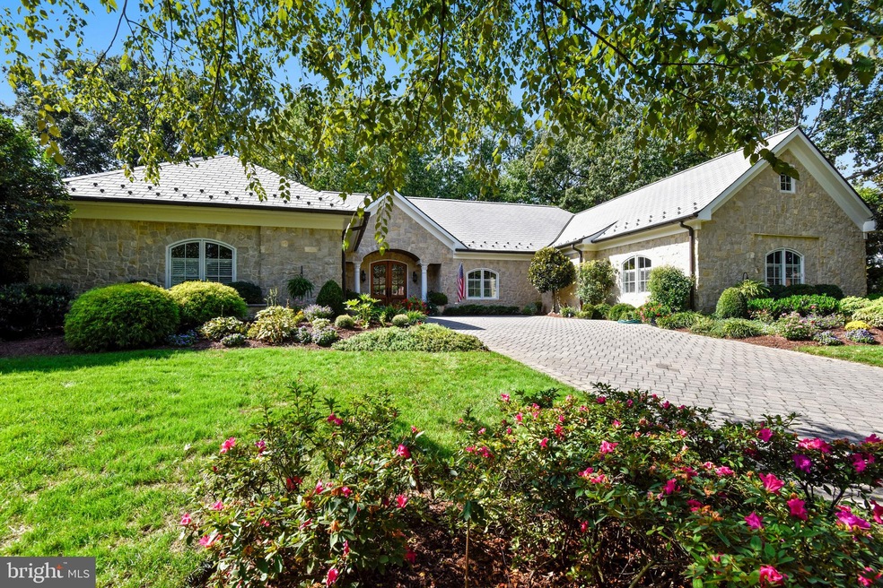 7302 Admiral Dr, Alexandria, VA 22307 - photo 1