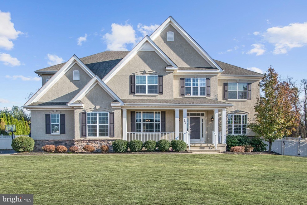 806 Derius Dr, Mickleton, NJ 08056 - photo 1