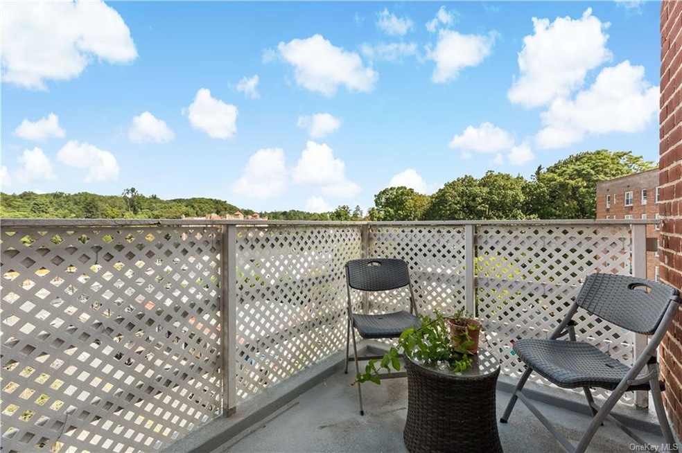 30 E Hartsdale Ave unit 6D, Hartsdale, NY 10530 - photo 1